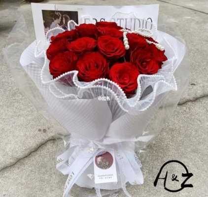  白色磨砂纸包装红玫瑰「白色纸包红玫瑰,好吗?」