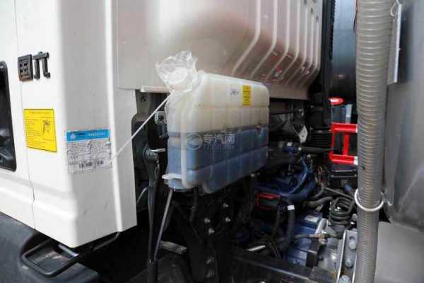  罐车冷却液一般加多少升「罐车冷却液一般加多少升水」
